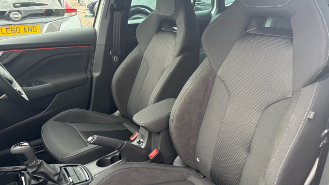 Skoda Kamiq 1.0 TSI Design Edition 5dr DSG Petrol Hatchback - Image 26